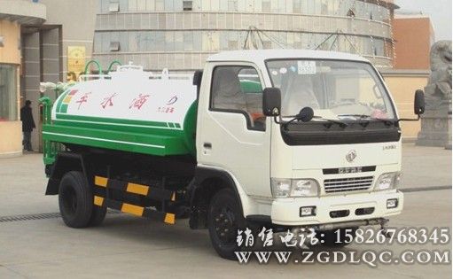 東風(fēng)小金霸綠化噴灑車
