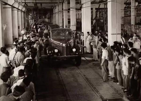 �|�L����܇ף�R���ϴ�硱60�q���տ옷