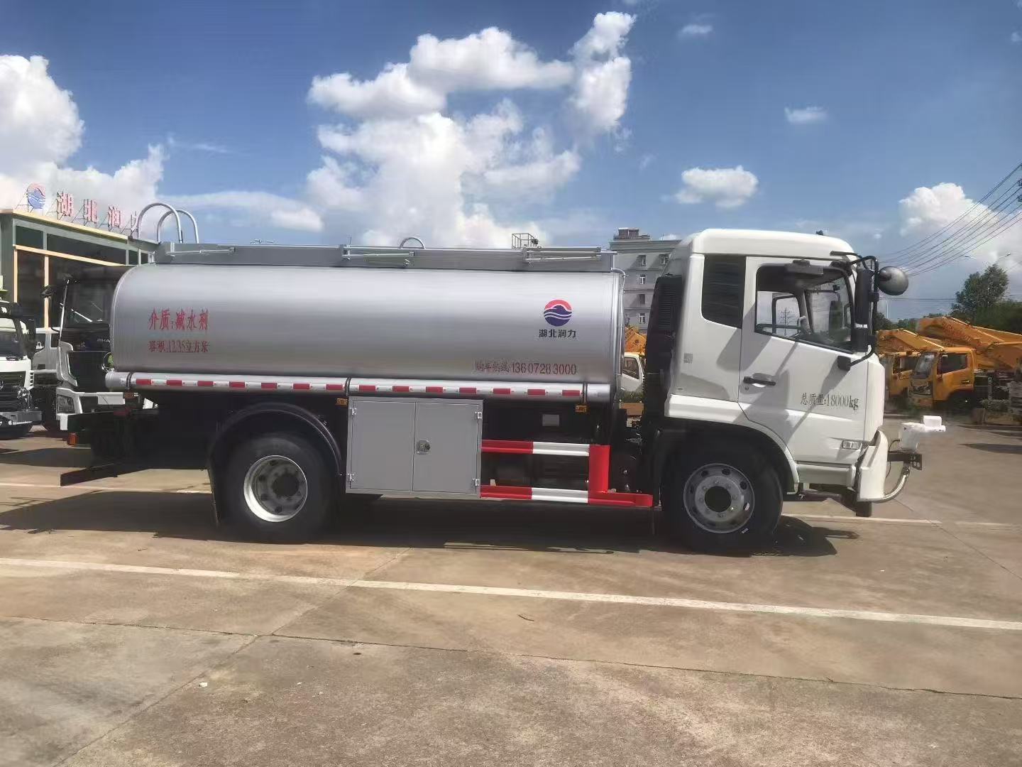 �|�L���\�\ˮ܇