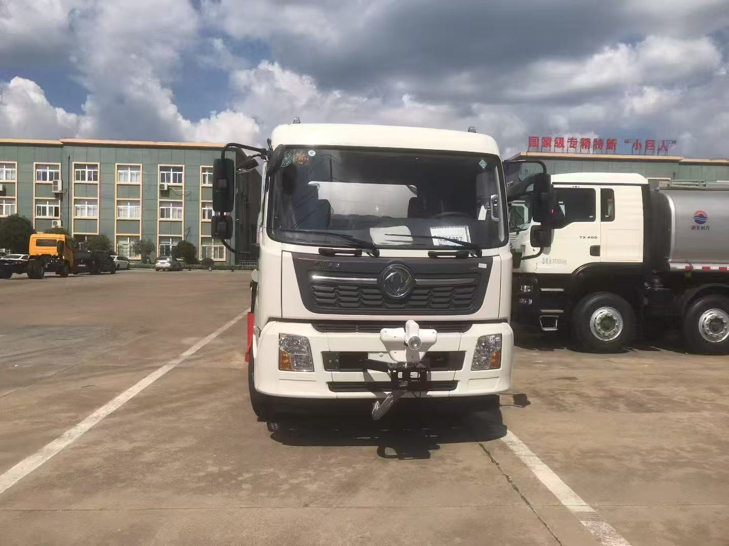 �|�L���\�\ˮ܇