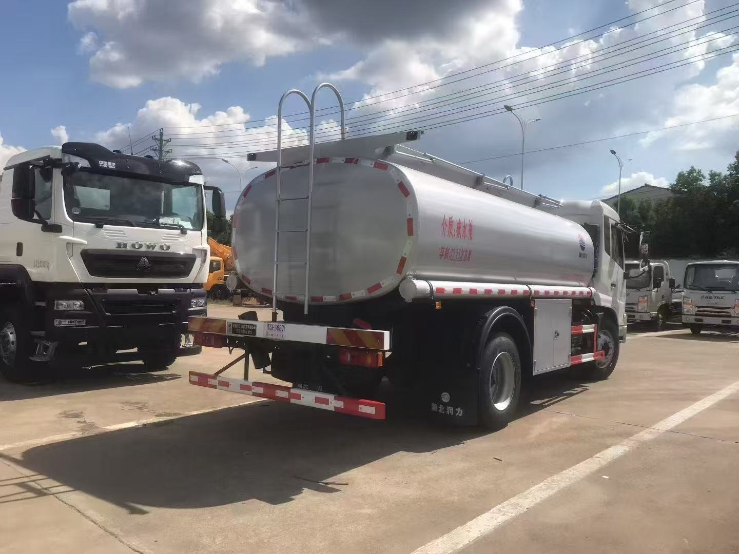 �|�L���\�\ˮ܇